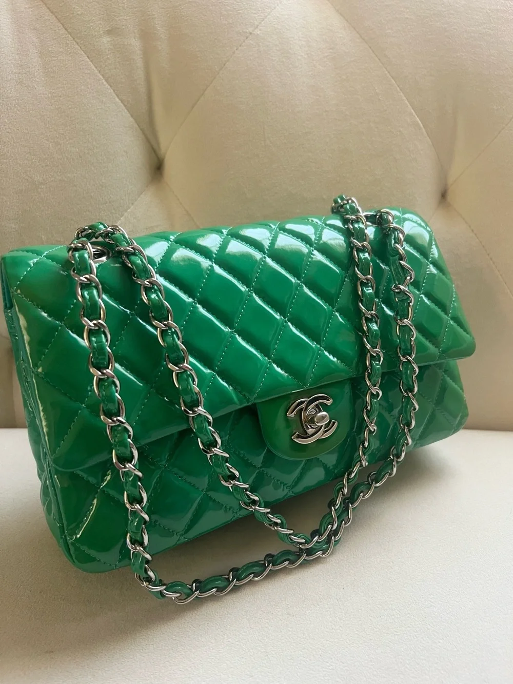 💚💚Chanel Classic Double Flap Meduim Size